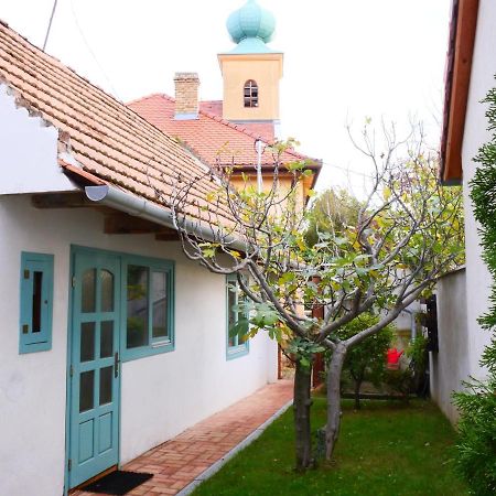 Apartamento Tettyei Házikó Pécs Exterior foto